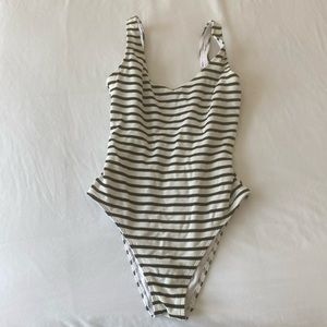Abercrombie & Fitch black and white striped one piece bathing suit size small